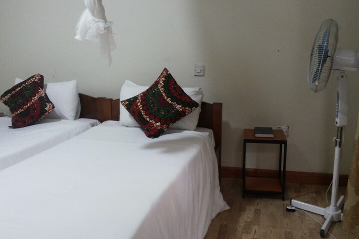 Room 33 of 115