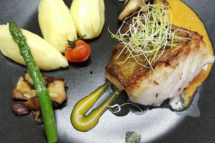 Dining 73 of 153