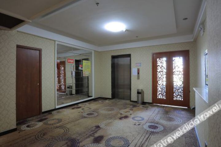 Hotel Interior 8 of 14