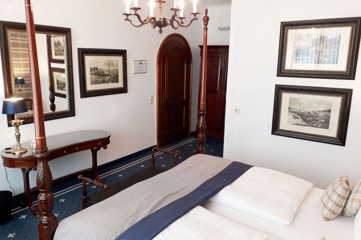 Room 12 of 57