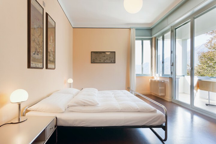 Room 11 of 70