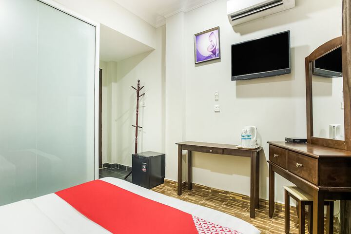 Room 7 of 23