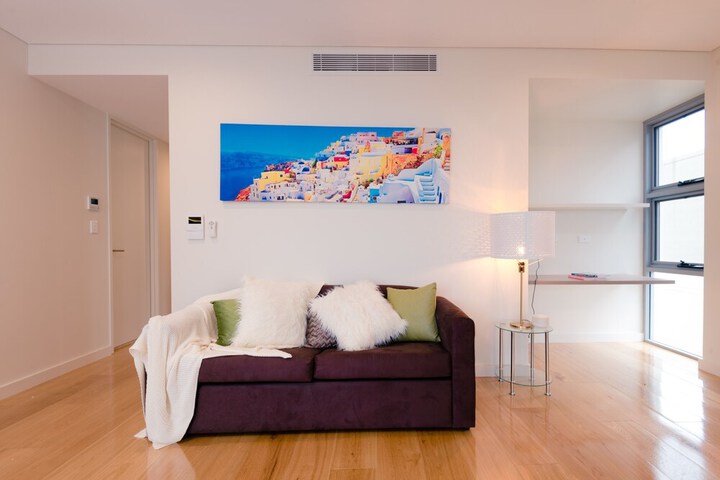 Room 10 of 27