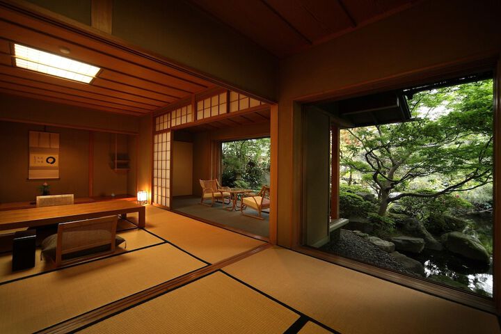 Room 4 of 39