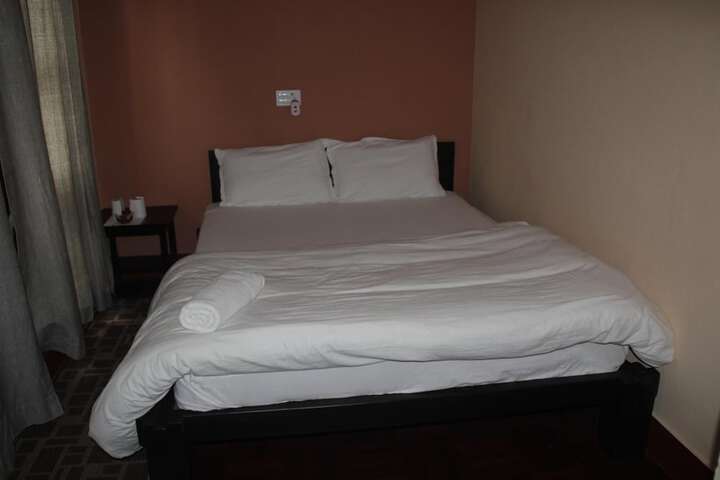 Room 17 of 43