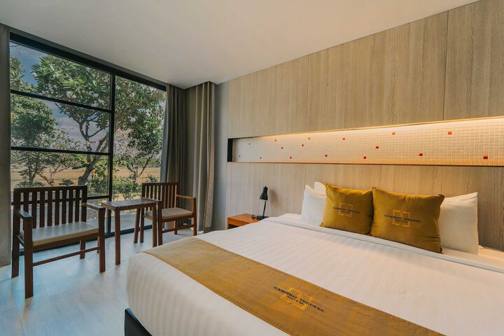 Room 14 of 119