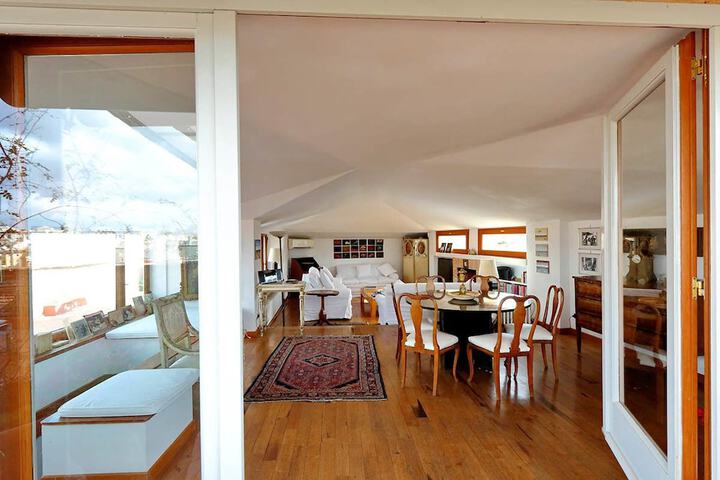 Image of Campo De Fiori Large Penthouse Romeloft