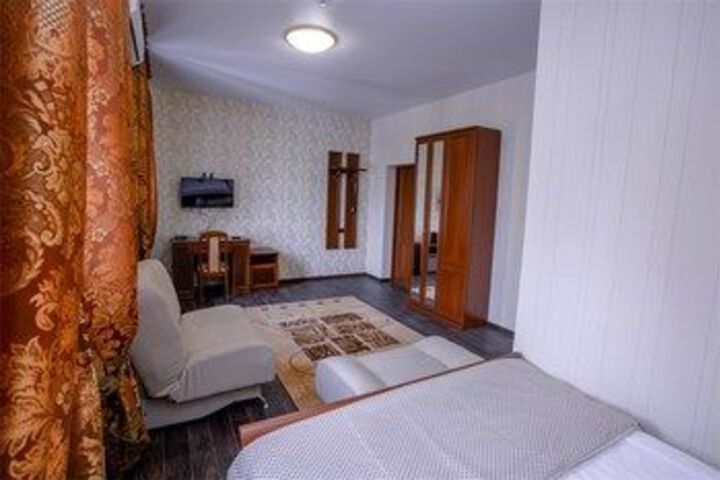 Room 33 of 56