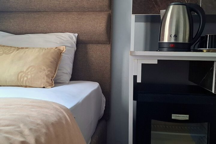 Room 20 of 29