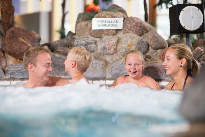 Pool 43 of 116