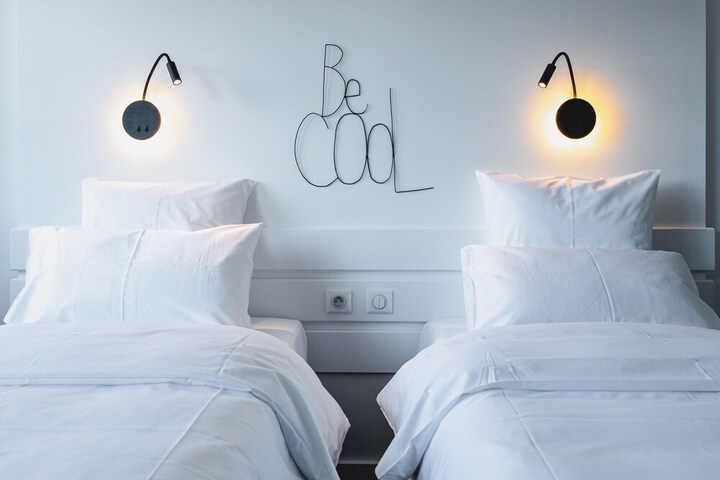 Room 3 of 36