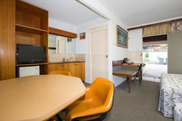 General 7 of 22