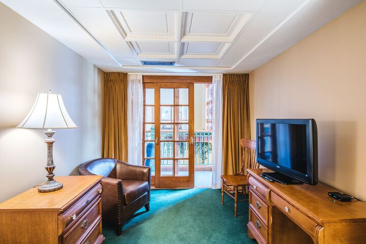 Room 20 of 62