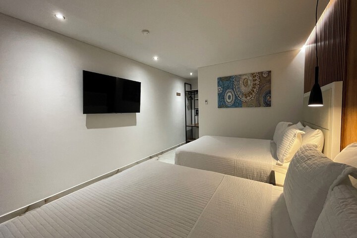 Room 14 of 27