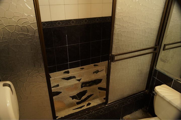 Room 20 of 32