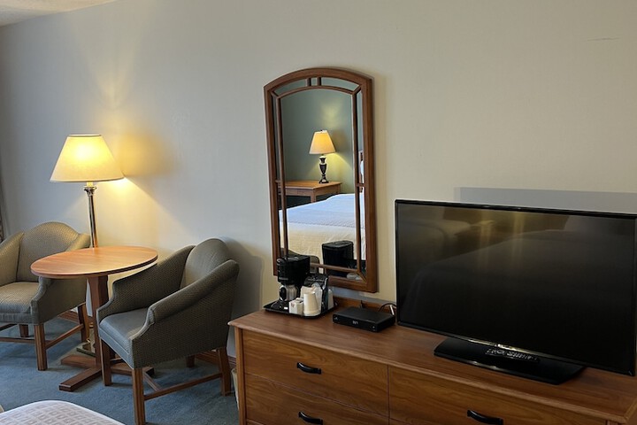 Room 18 of 59