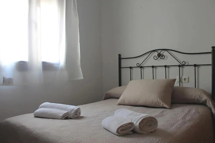 Room 4 of 11