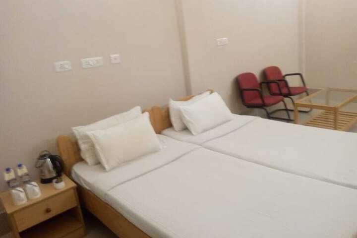 Room 5 of 35