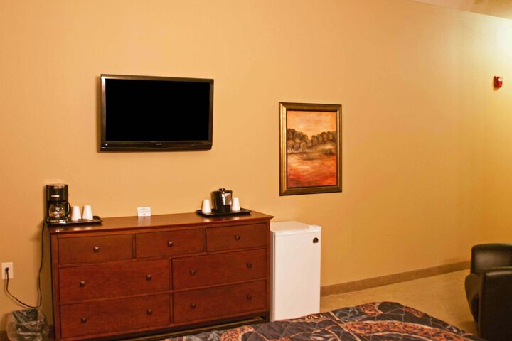 Standard 2 Queen Beds Accessible (4 of 7)