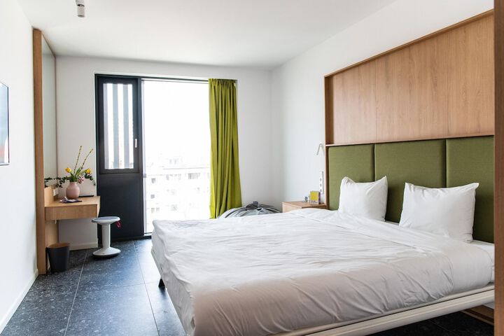 Room 55 of 114