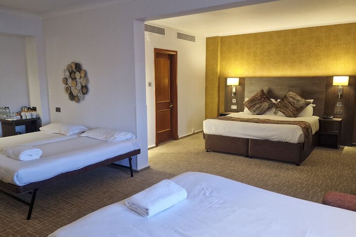 Room 37 of 94