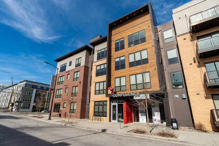 Image of FRONTDESK Confluence on 3rd Apt Downtown Riverwalk Trails