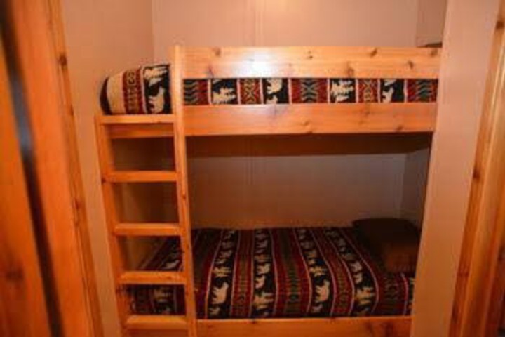 Property Grounds 16 of 33