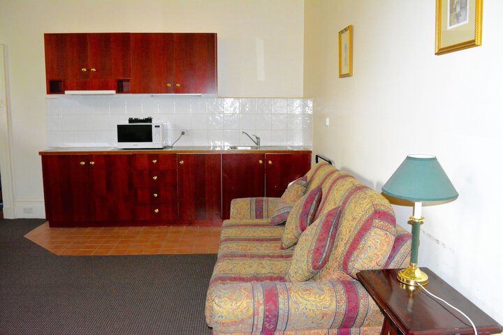 Room 446 of 768