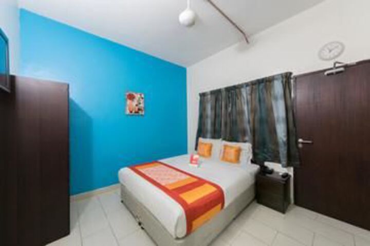 Room 10 of 23