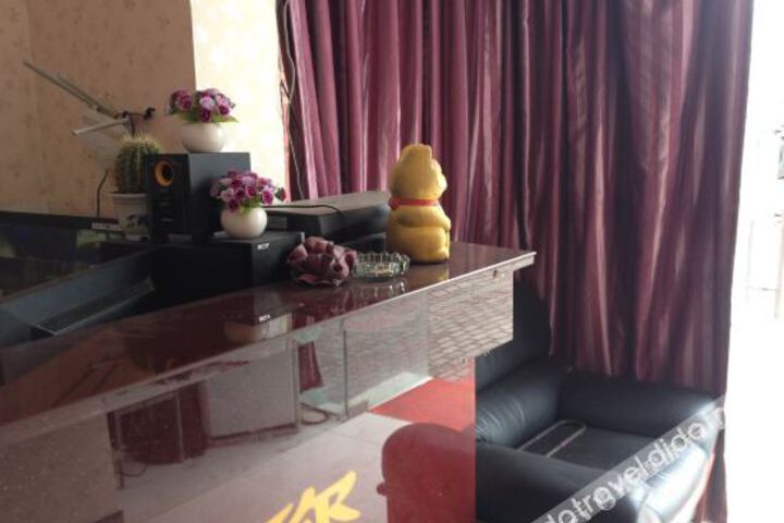 Hotel Interior 9 of 14