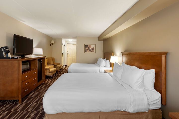 Room 12 of 28