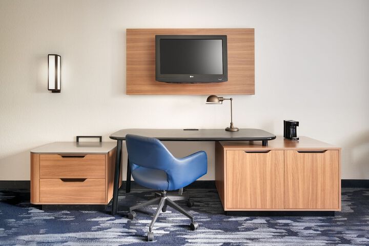 Room 9 of 31