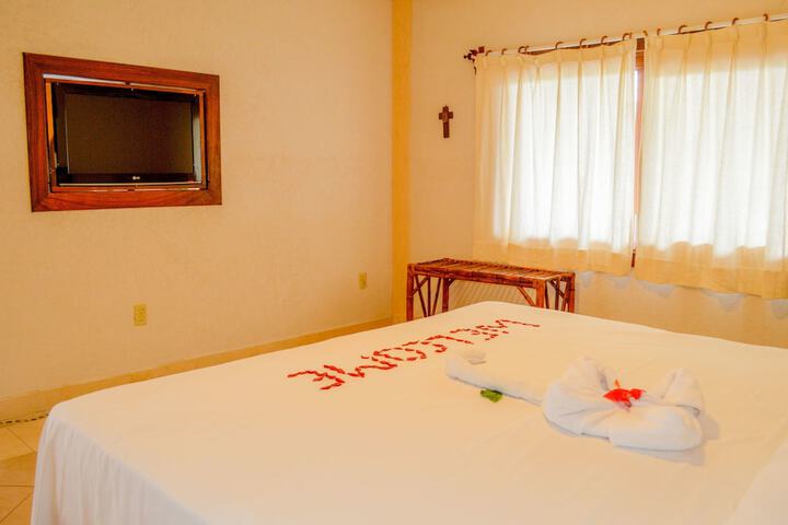 Room 3 of 71