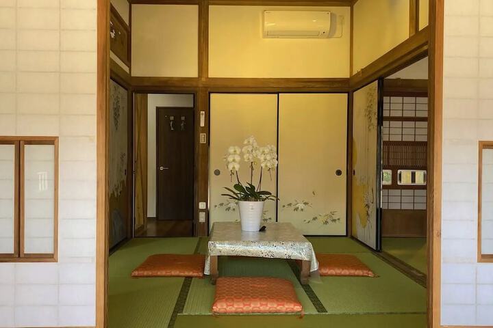 Room 19 of 110