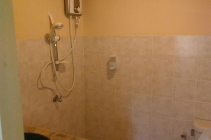 Room 20 of 35