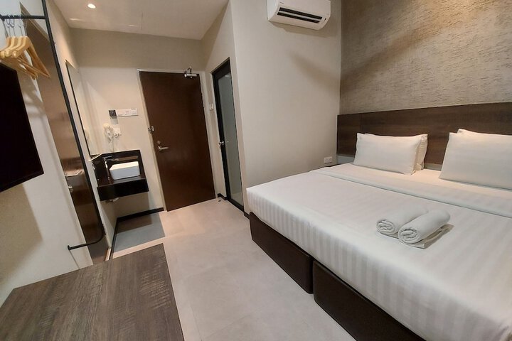 Room 77 of 138