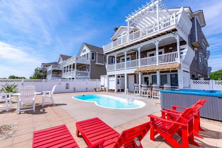 Dove Ocean - Old Nags Head Place 350 Yds to Beach, Elevator, Pool, Hot Tub, Outdoor Kitchen in Nags Head, NC
