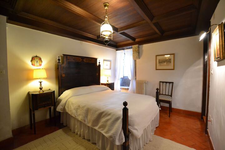 Room 11 of 47