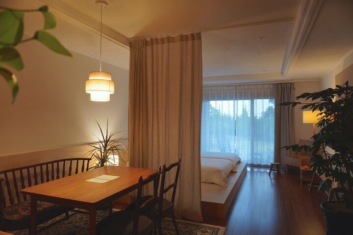 Room 26 of 56
