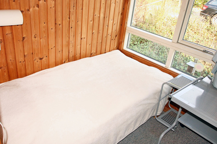 Room 4 of 9