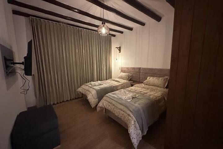 Room 6 of 53