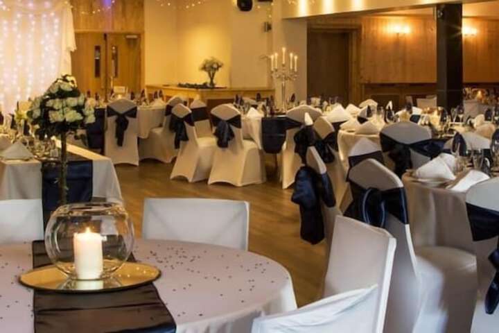 Ballroom/Hall 44 of 59