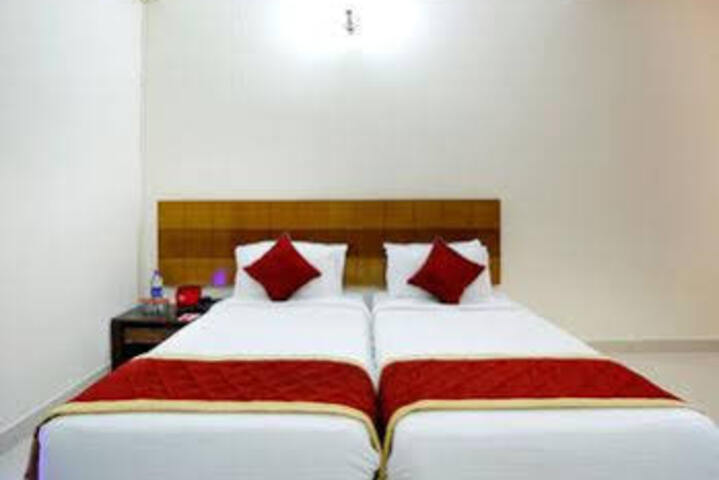 OYO ROOMS JUBILEE HILLS EXTENSION