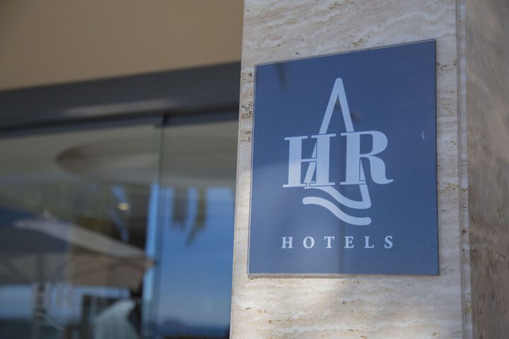 Hotel 76 of 81