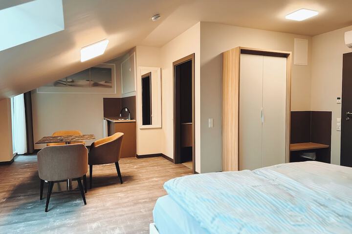 Room 61 of 91