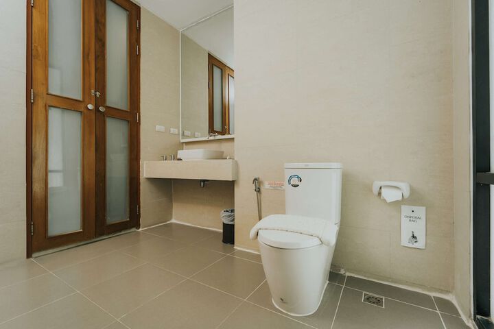 Room 65 of 130