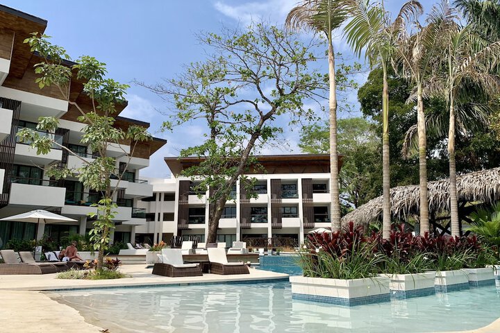 Pool 58 of 73
