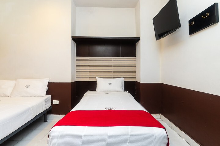 Room 33 of 54