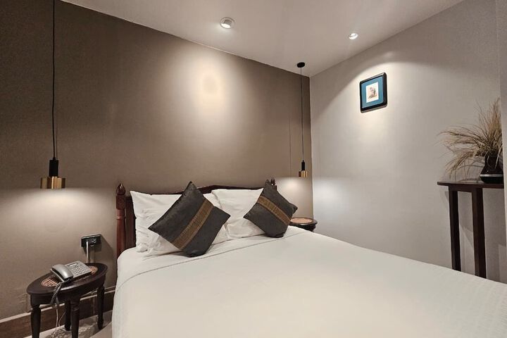 Room 51 of 110