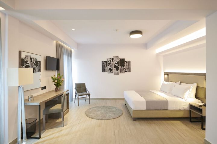 Meni Hotel